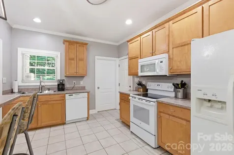 23 Moser Circle Taylorsville NC 28681
