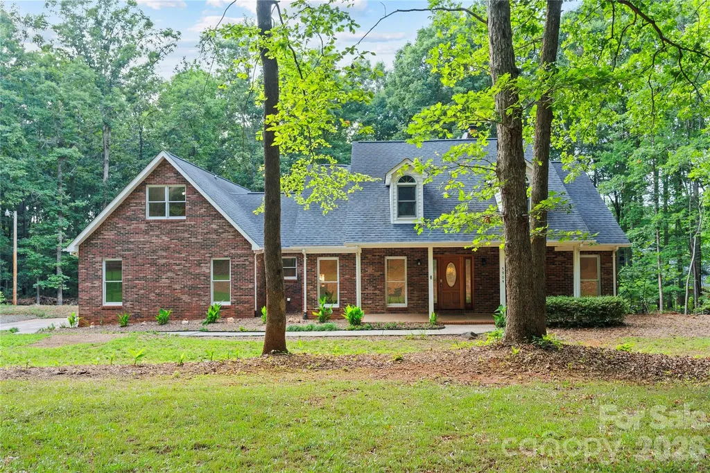 5904 Polk Mountain Drive Marshville NC 28103
