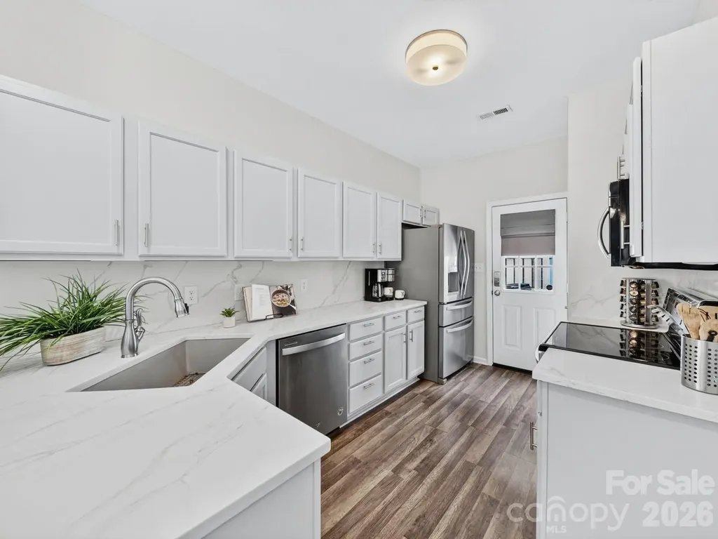 751 Plaza Walk Drive Charlotte NC 28215