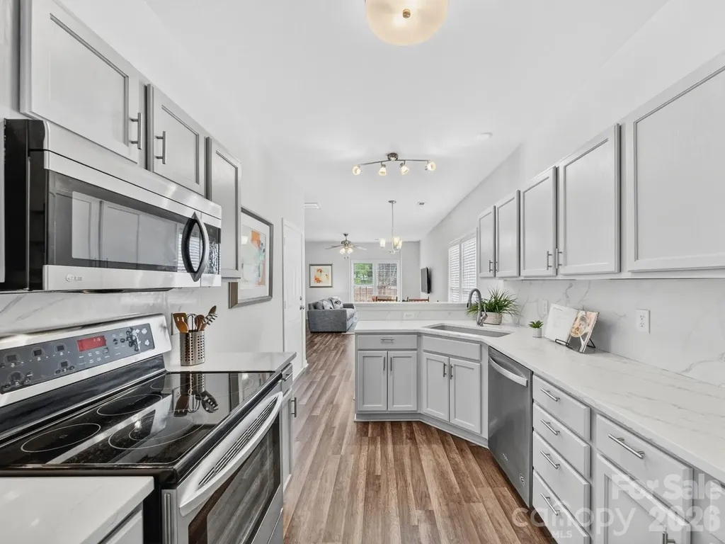 751 Plaza Walk Drive Charlotte NC 28215