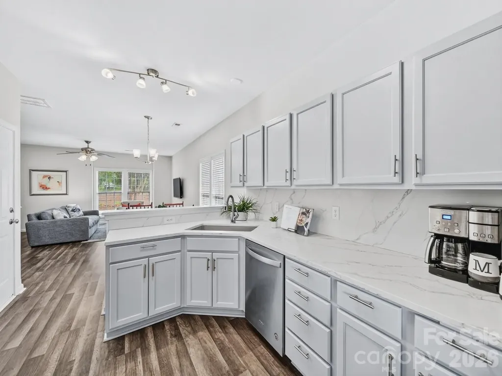 751 Plaza Walk Drive Charlotte NC 28215