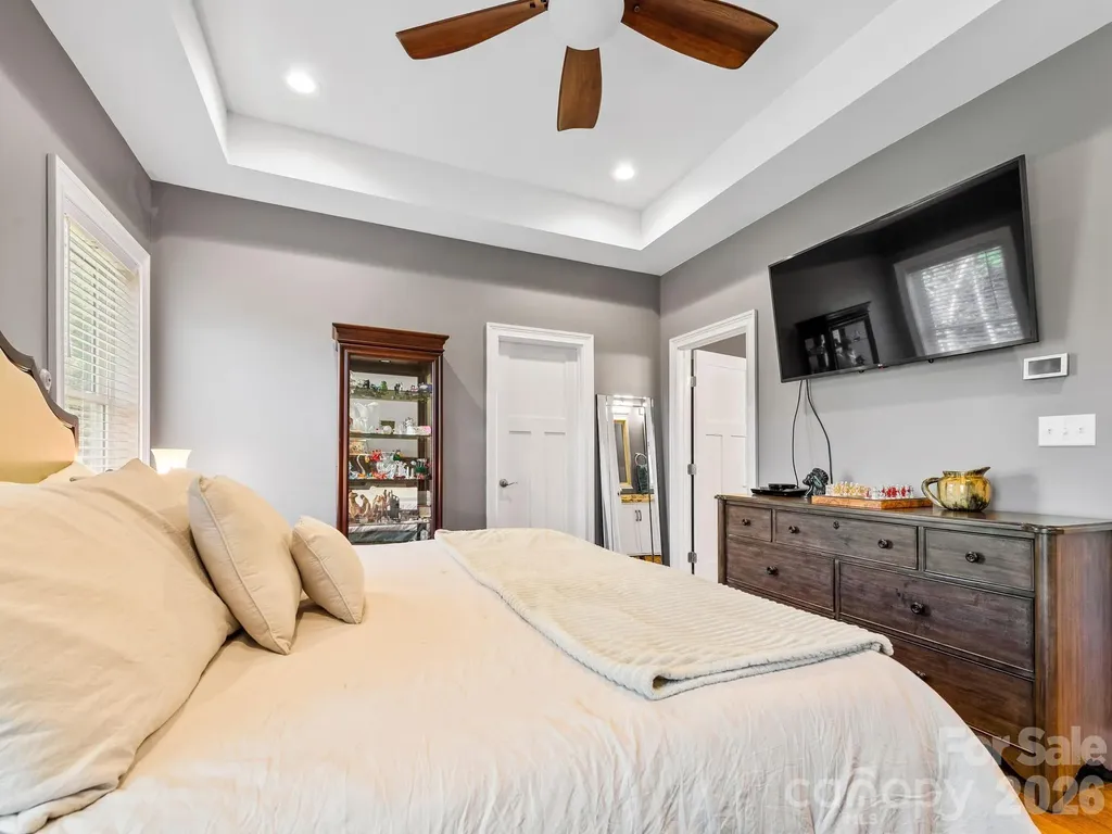 156 Dogwood Drive Weaverville NC 28787
