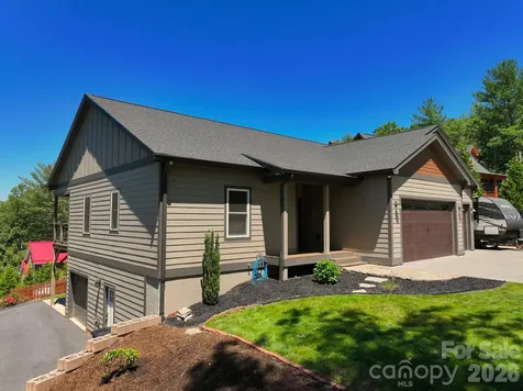 156 Dogwood Drive Weaverville NC 28787