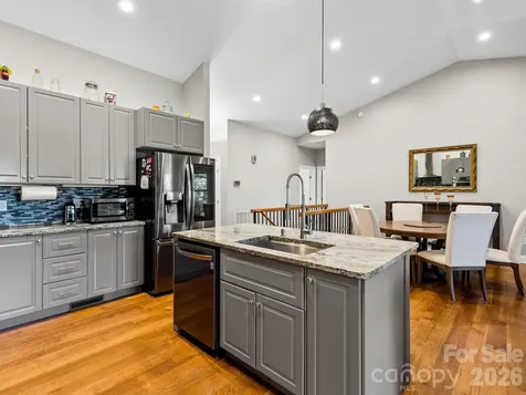156 Dogwood Drive Weaverville NC 28787
