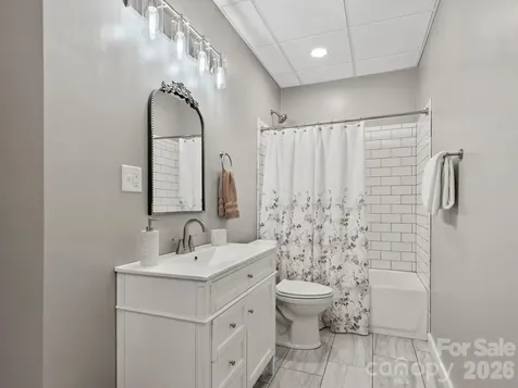 156 Dogwood Drive Weaverville NC 28787