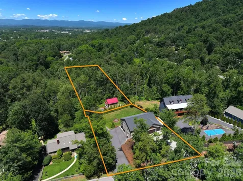 156 Dogwood Drive Weaverville NC 28787