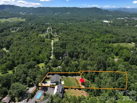 156 Dogwood Drive Weaverville NC 28787