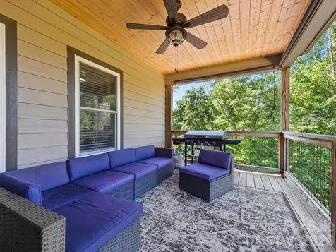 156 Dogwood Drive Weaverville NC 28787