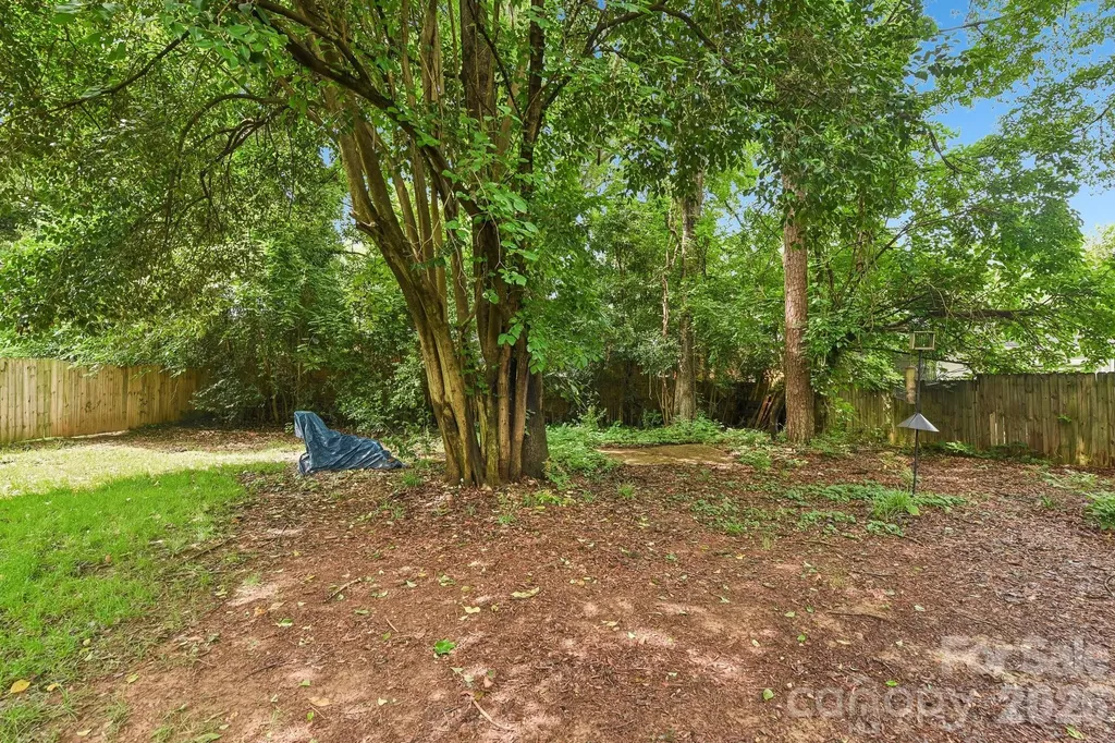 933 Clanton Road Charlotte NC 28217