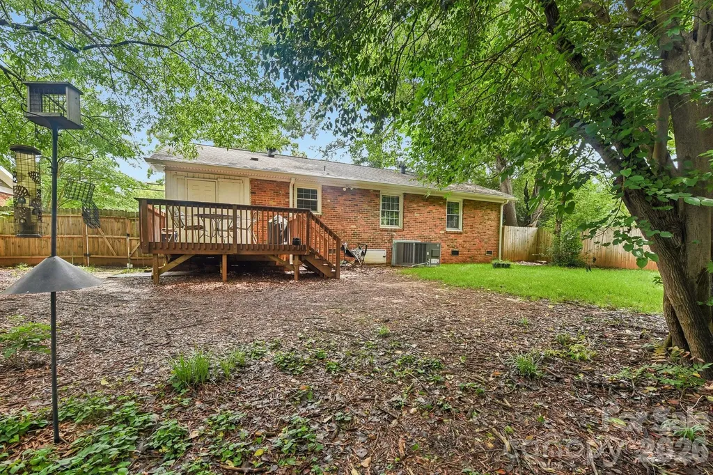 933 Clanton Road Charlotte NC 28217