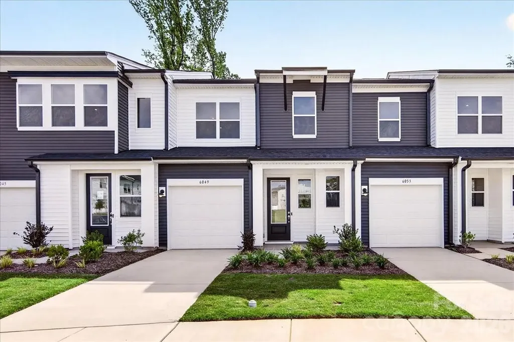 6049 Longar Lane Charlotte NC 28269