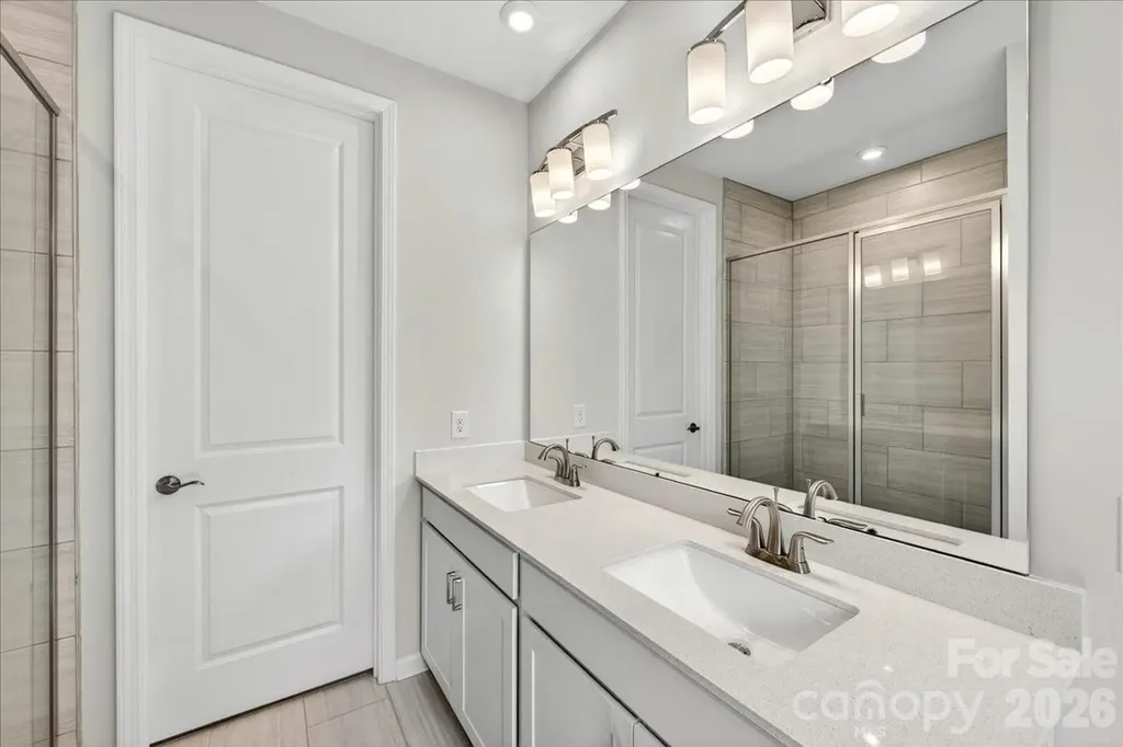 6049 Longar Lane Charlotte NC 28269