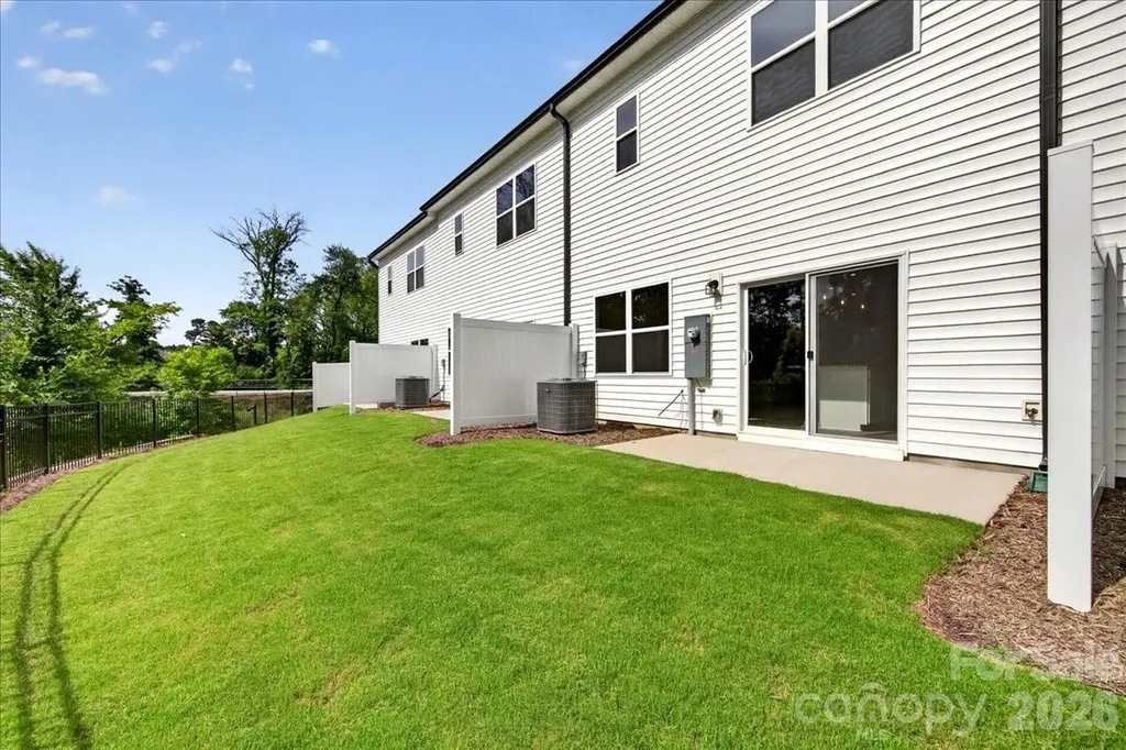 6049 Longar Lane Charlotte NC 28269