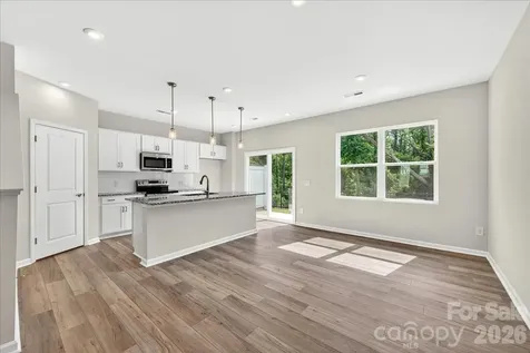 6049 Longar Lane Charlotte NC 28269