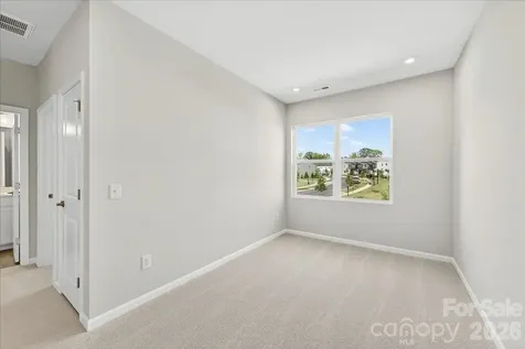 6049 Longar Lane Charlotte NC 28269