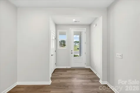 6049 Longar Lane Charlotte NC 28269