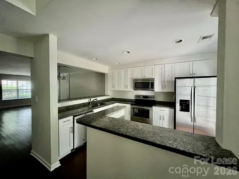 8433 Southgate Commons Drive Charlotte NC 28277
