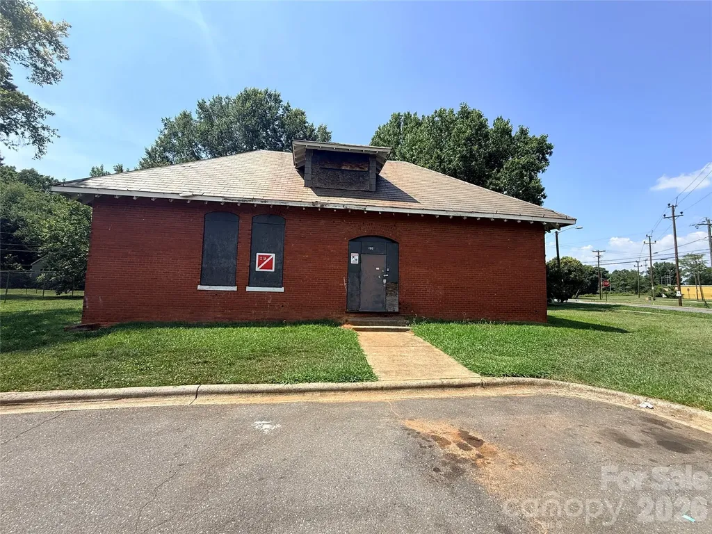 4145 Gossett Avenue Charlotte NC 28208