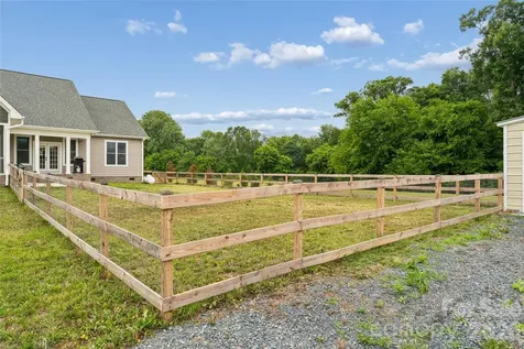 9005 Nc 218 Highway E Marshville NC 28103