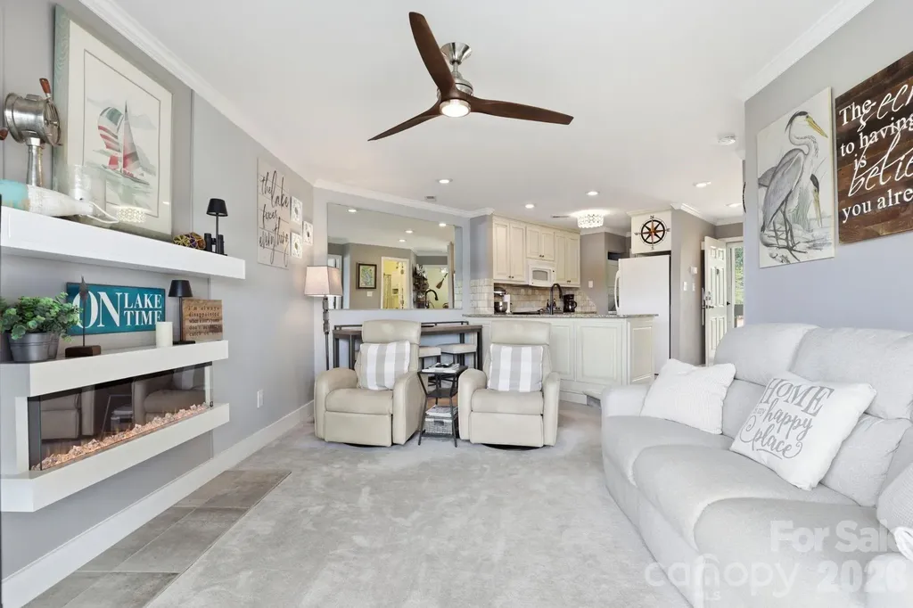 2121 Regatta Lane Denver NC 28037