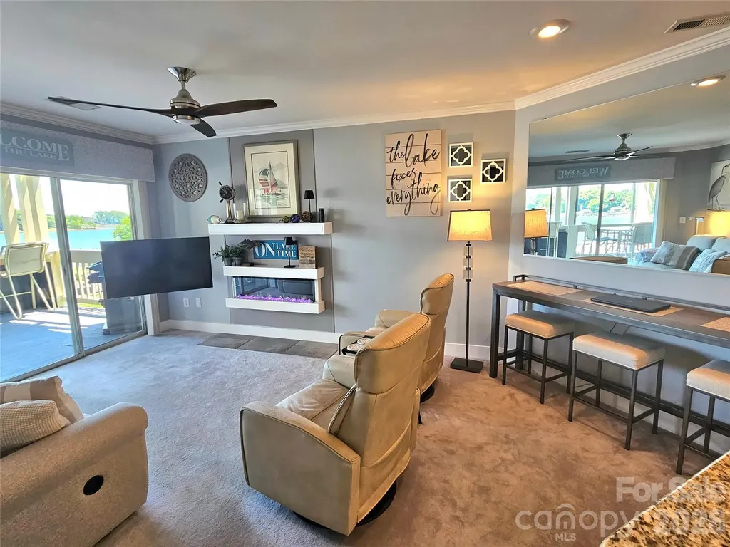 2121 Regatta Lane Denver NC 28037