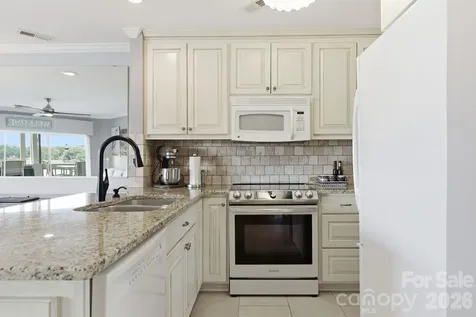 2121 Regatta Lane Denver NC 28037