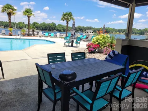 2121 Regatta Lane Denver NC 28037