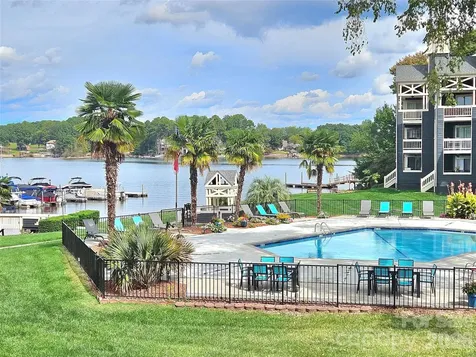 2121 Regatta Lane Denver NC 28037