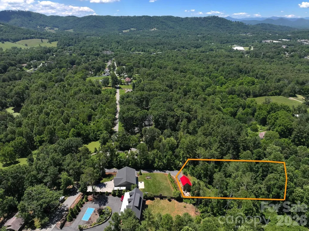 154 Dogwood Drive Weaverville NC 28787