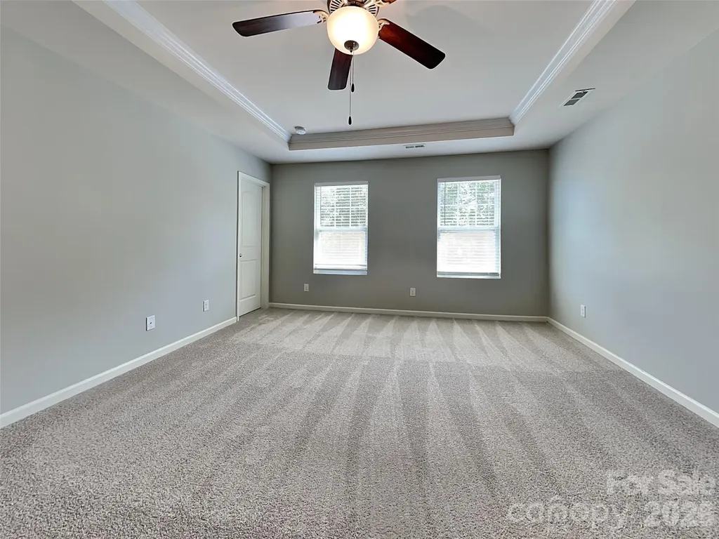 9425 Hartington Place Charlotte NC 28269
