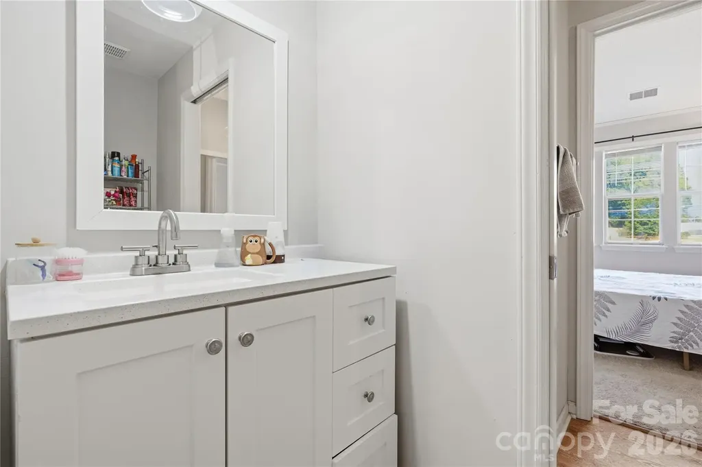 5227 Amity Springs Drive Charlotte NC 28212