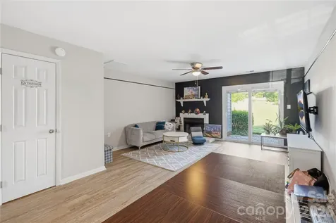 5227 Amity Springs Drive Charlotte NC 28212