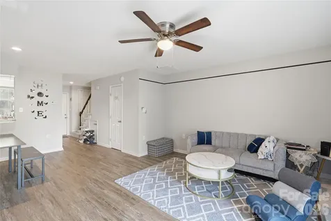 5227 Amity Springs Drive Charlotte NC 28212