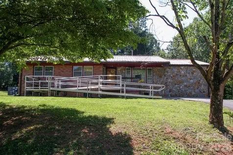 905 S 10th Street Bessemer City NC 28016