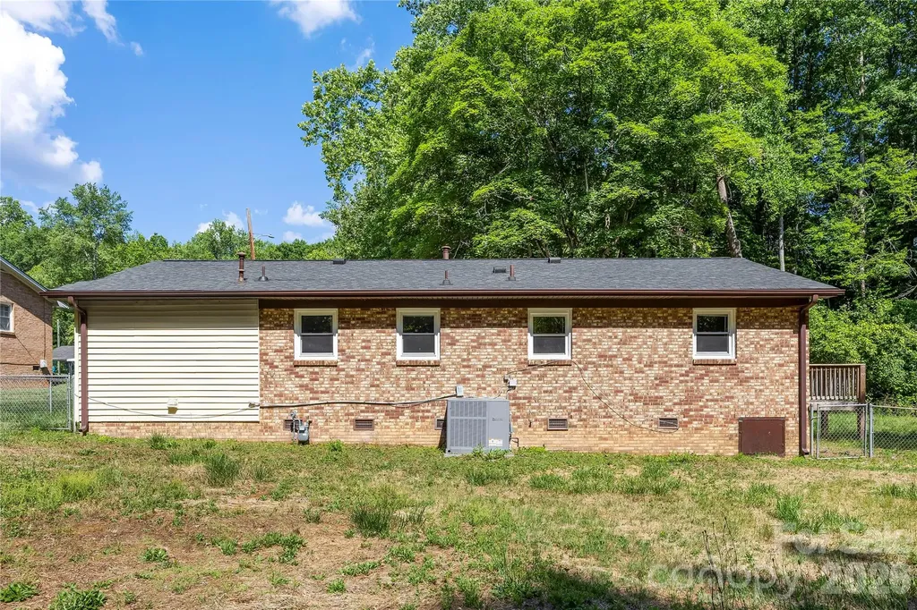 723 Vancouver Lane Gastonia NC 28052