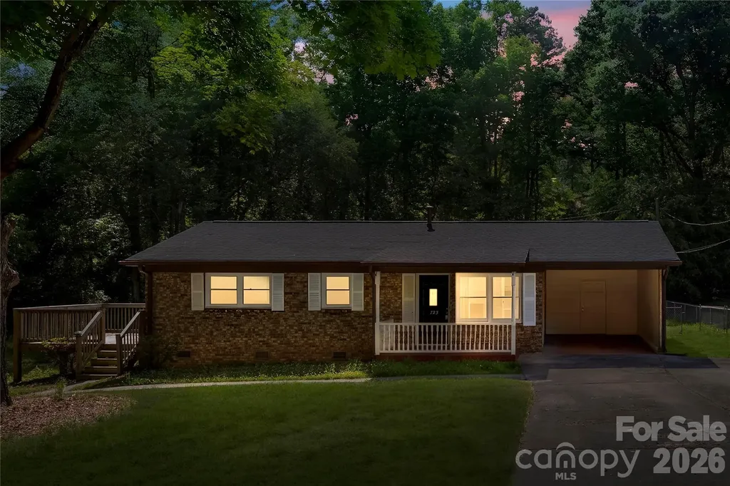 723 Vancouver Lane Gastonia NC 28052