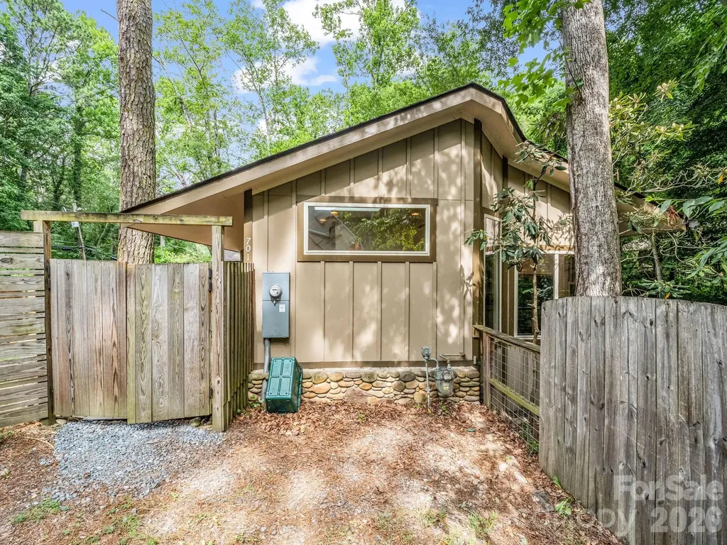 701 Azalea Avenue Black Mountain NC 28711