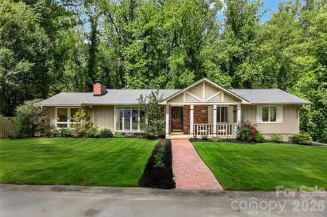 711 Oak Terrace Lane Hendersonville NC 28791