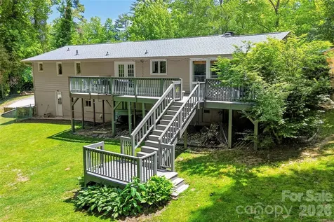 711 Oak Terrace Lane Hendersonville NC 28791