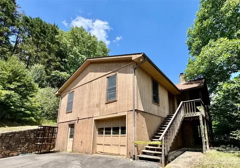 64 Dillingham Road Barnardsville NC 28709