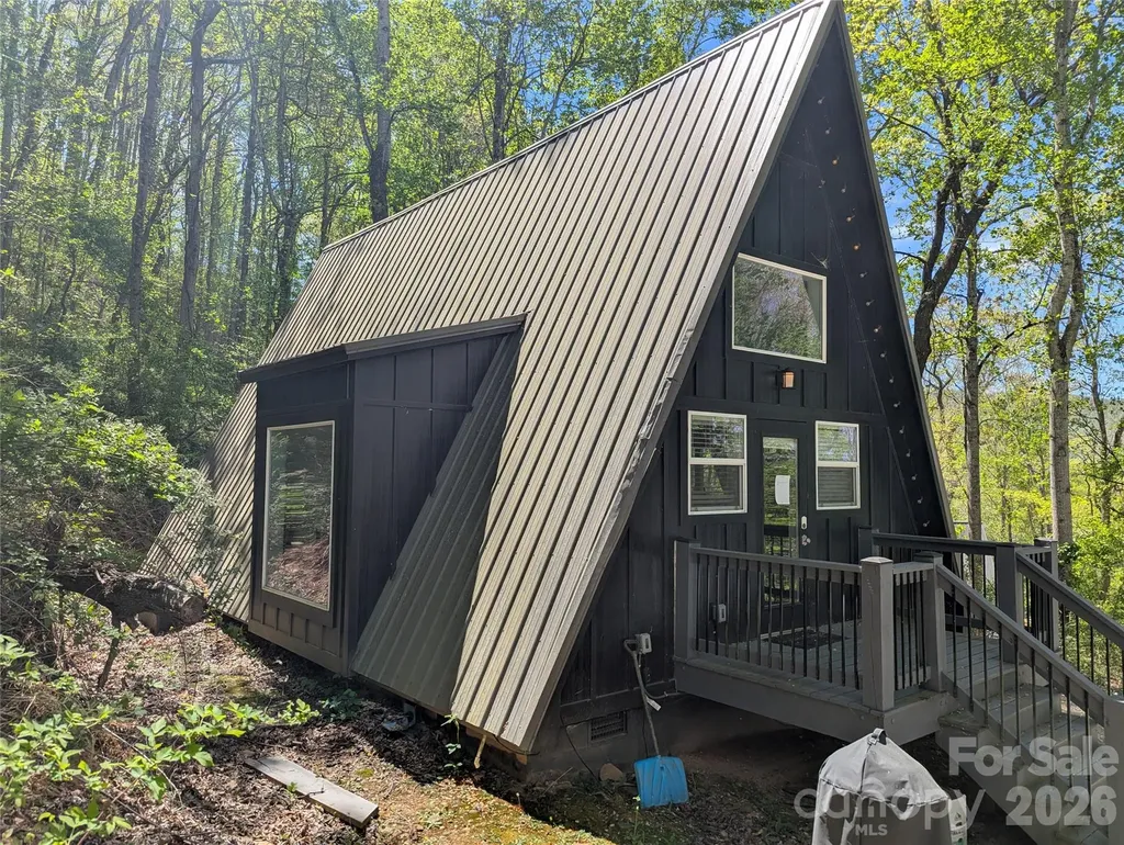 87 Hershel Lane Swannanoa NC 28778