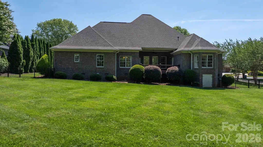 1055 Catawba Greens Drive Newton NC 28658