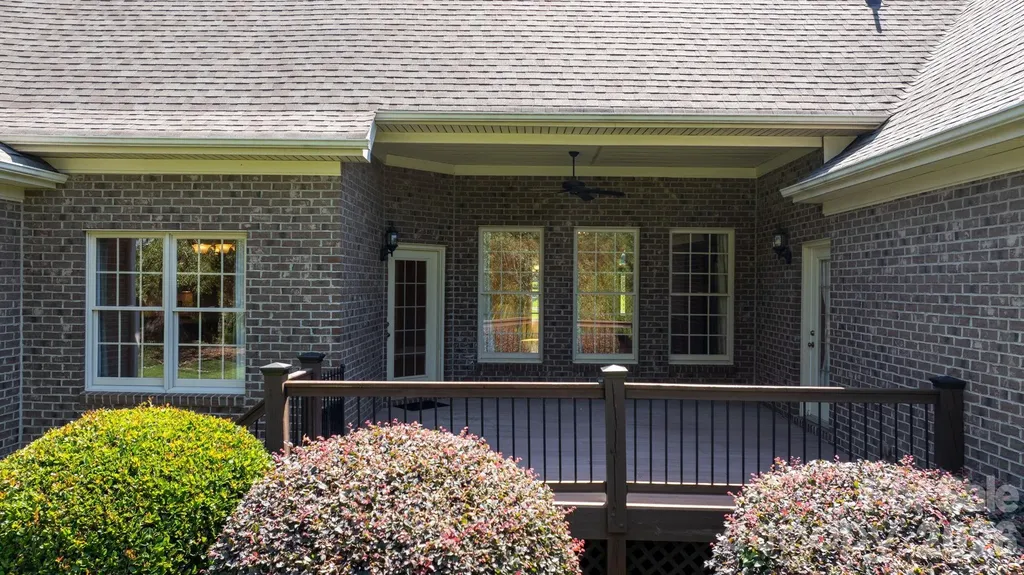 1055 Catawba Greens Drive Newton NC 28658