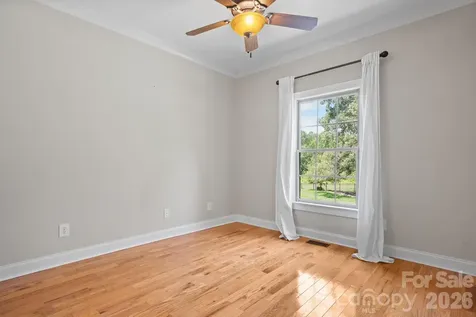 1055 Catawba Greens Drive Newton NC 28658