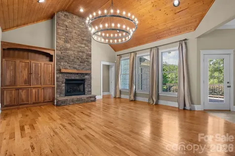 1055 Catawba Greens Drive Newton NC 28658