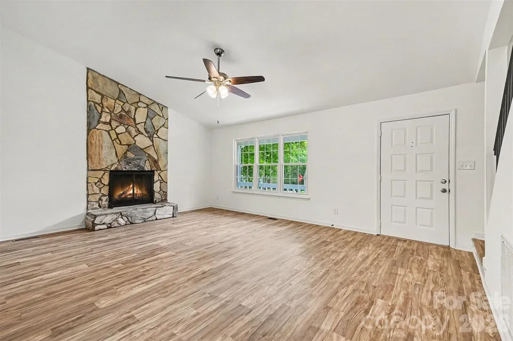 8129 Park Vista Circle Charlotte NC 28226