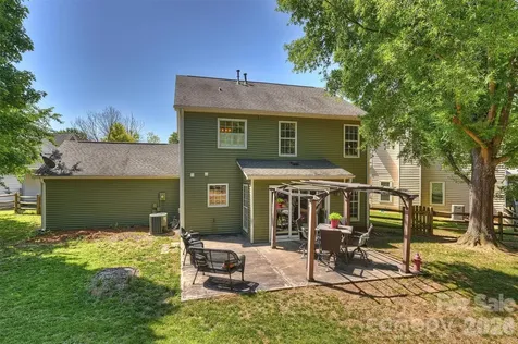 13600 Red Wine Court Charlotte NC 28273