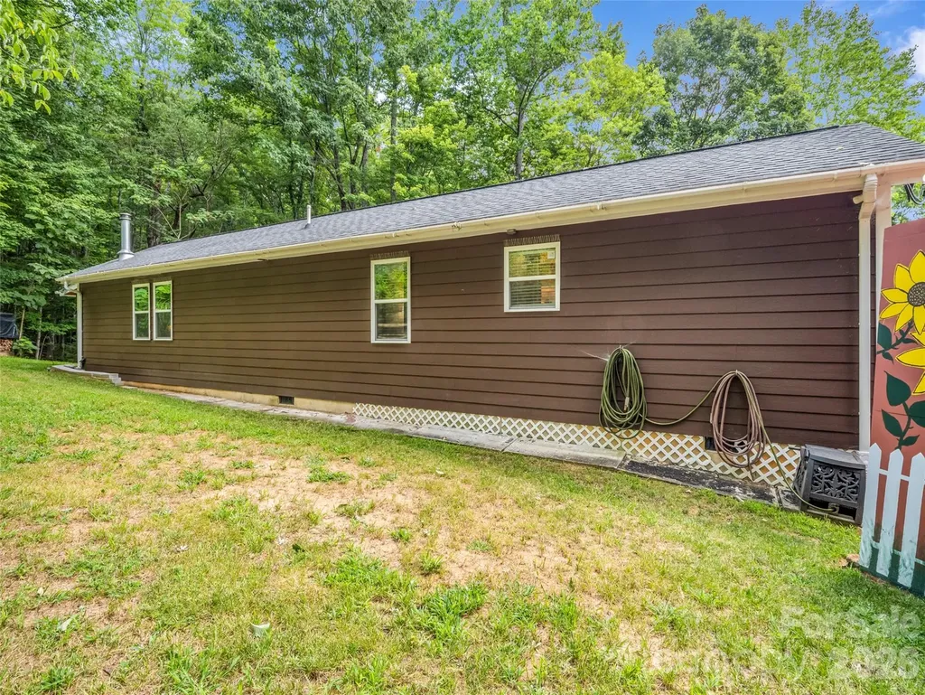 479 Camp Hill Road Lake Lure NC 28756