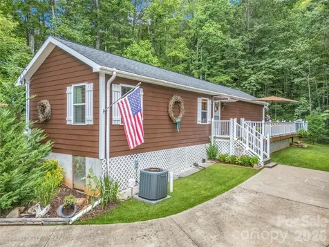 479 Camp Hill Road Lake Lure NC 28756