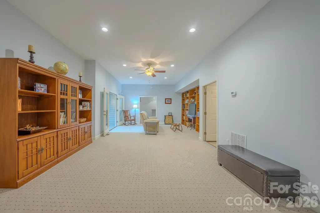 329 Mountain Crest Drive Hendersonville NC 28739